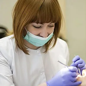 Юц Світлана Романівна - Стоматолог вищої категорії лікар стоматолог із понад 20-річним досвідом